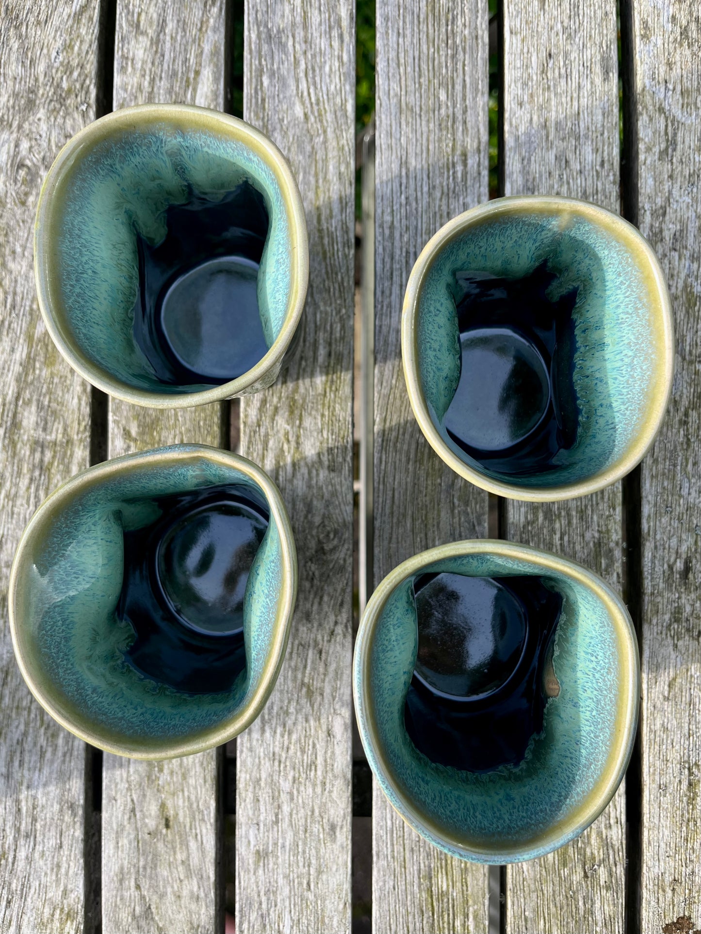 Handformad kopp - Grön/Grön (Mellan)