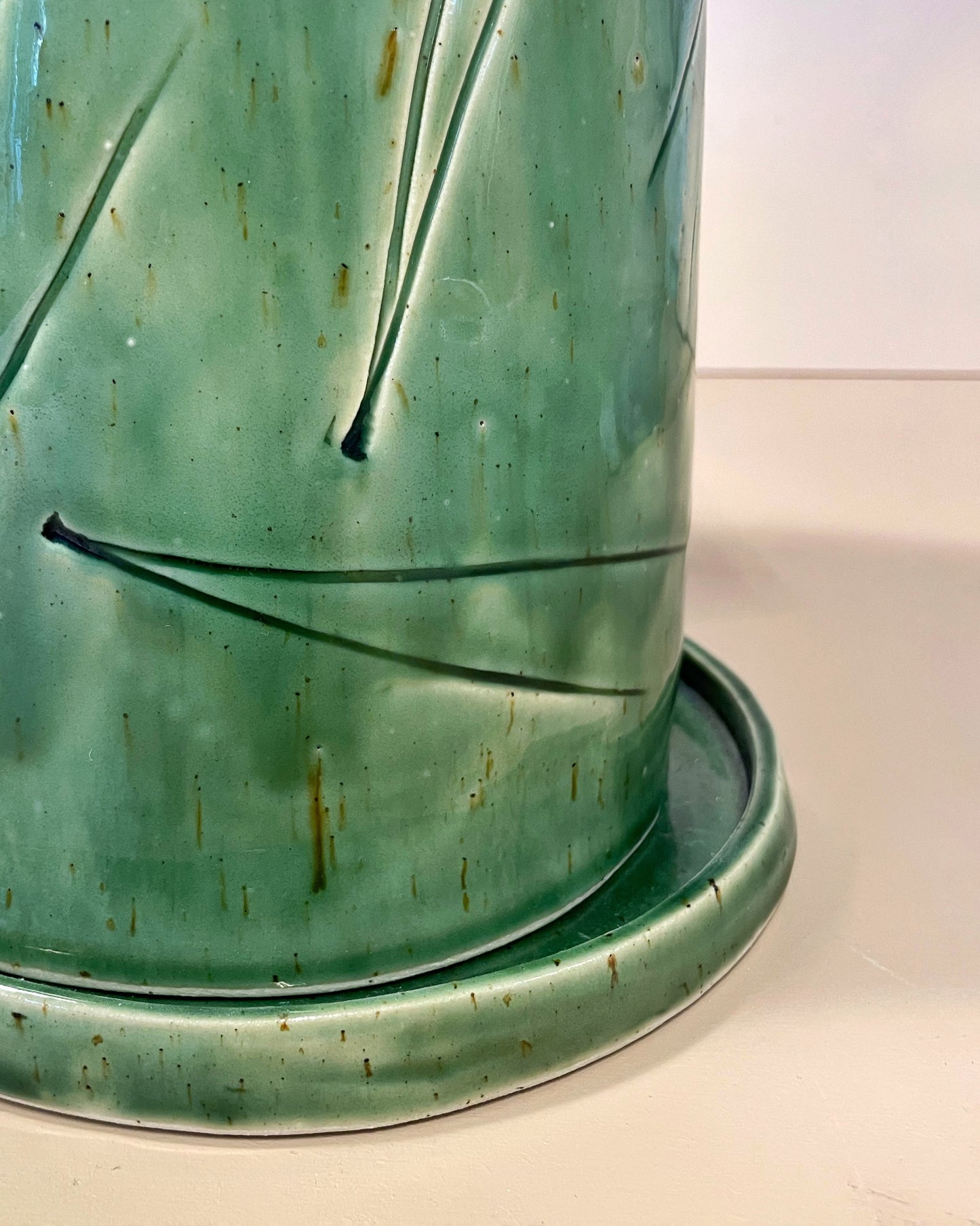 Pine Pot with Plate