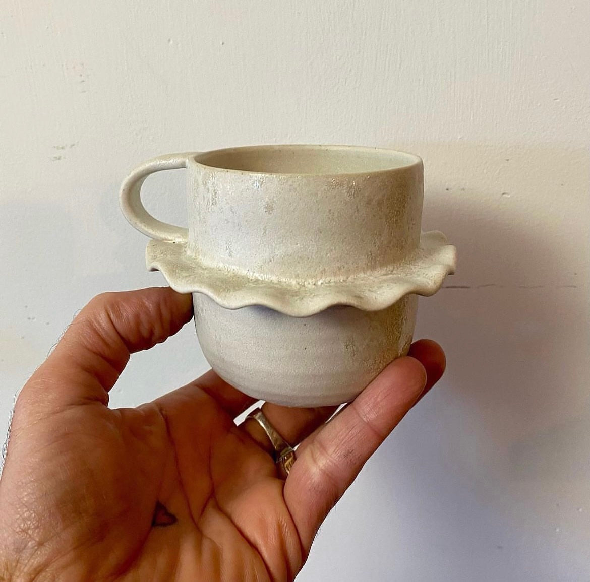 Ballerina mug Off White