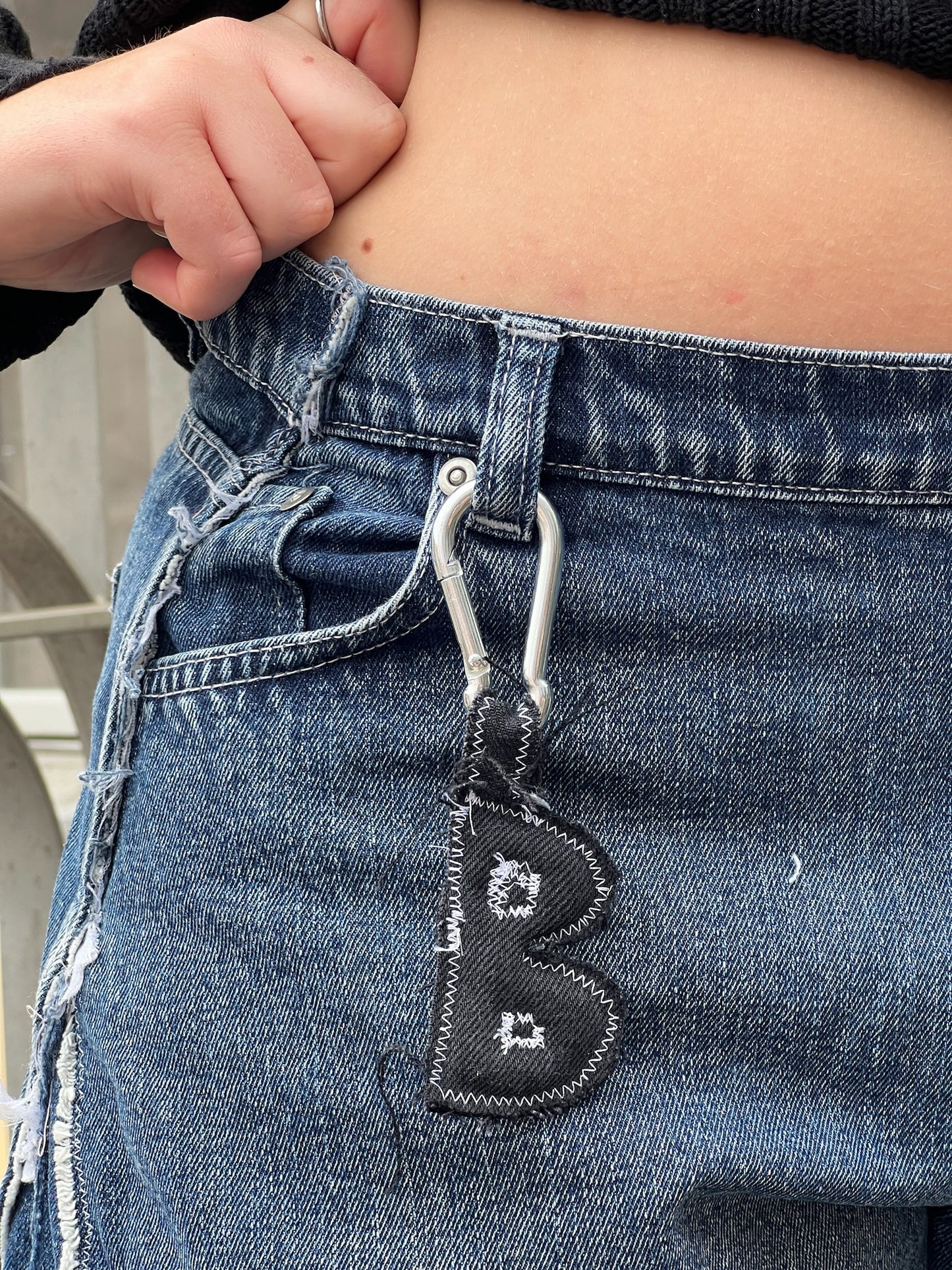 NYCKELRING B - DENIM