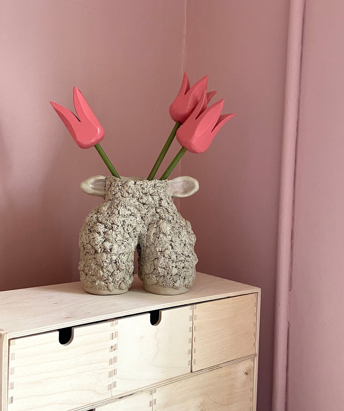 SHEEP vase