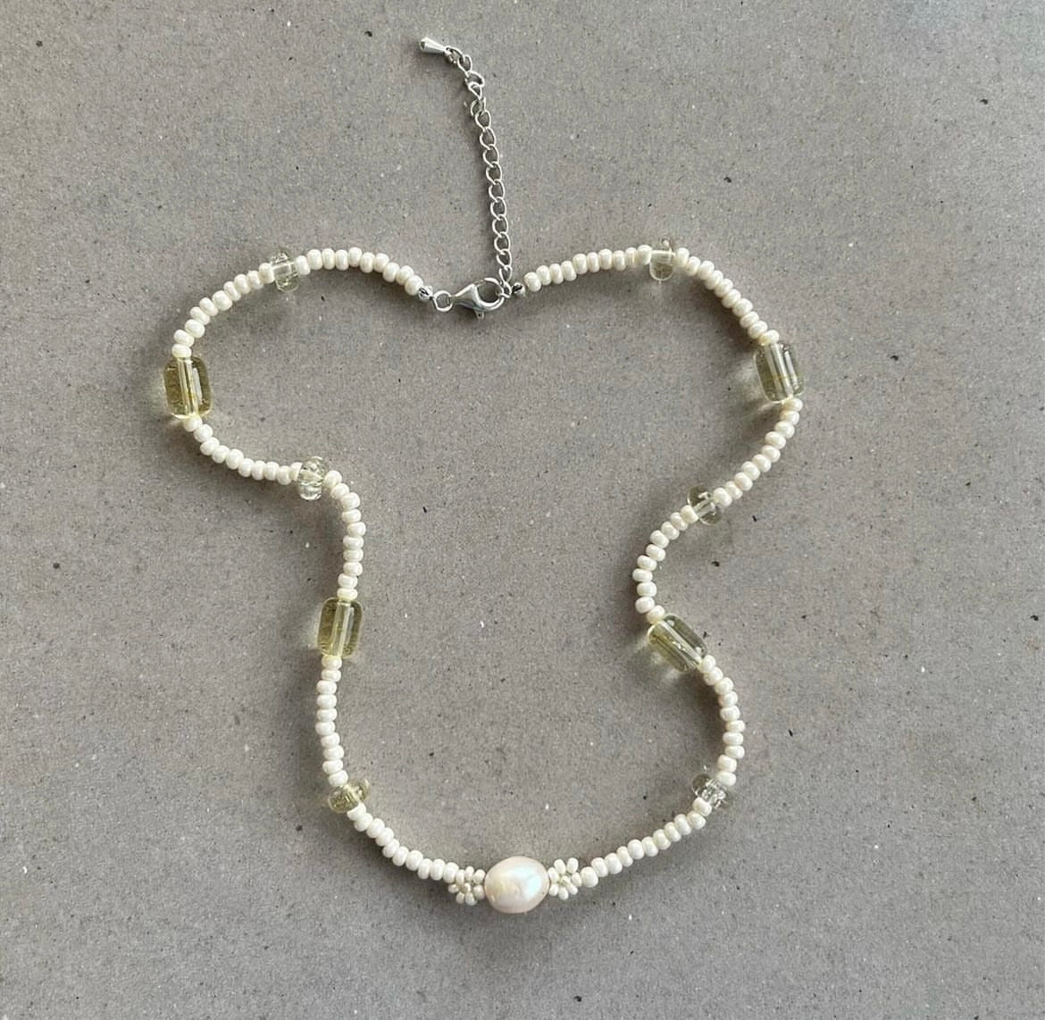 Sunny Halsband (Tillverkad på beställning)