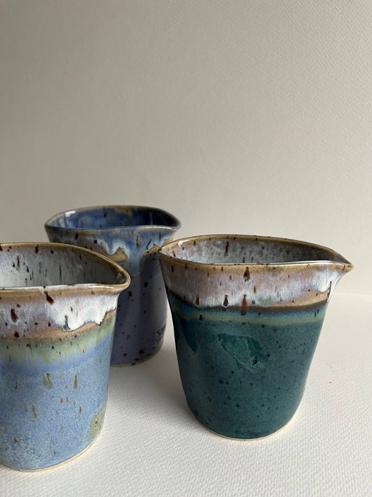 Handformad kanna - Havsblå