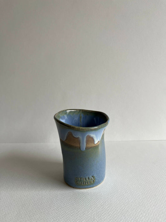 Hand shaped cup - Light Blue