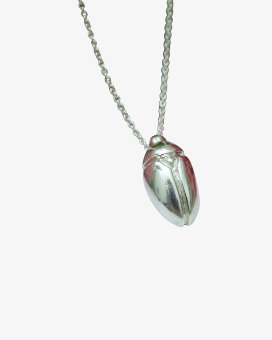Beetle bug, silver halsband
