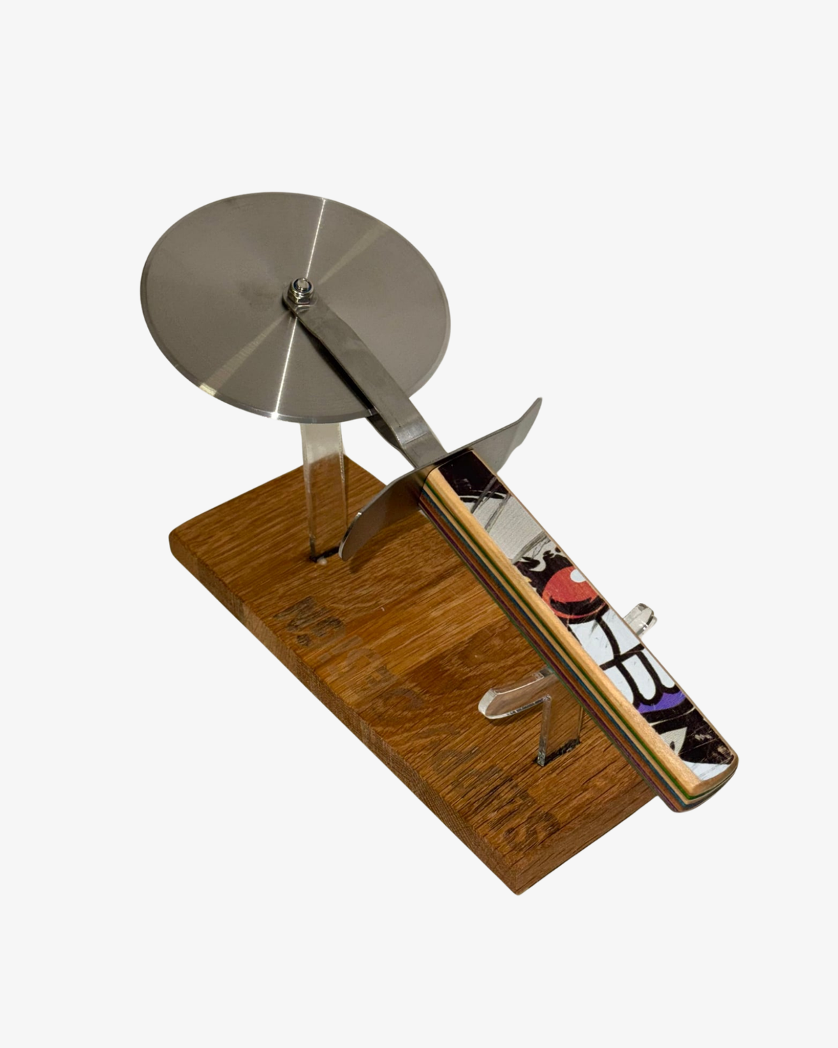 Pizzaskärare - Återvunnet skateboard