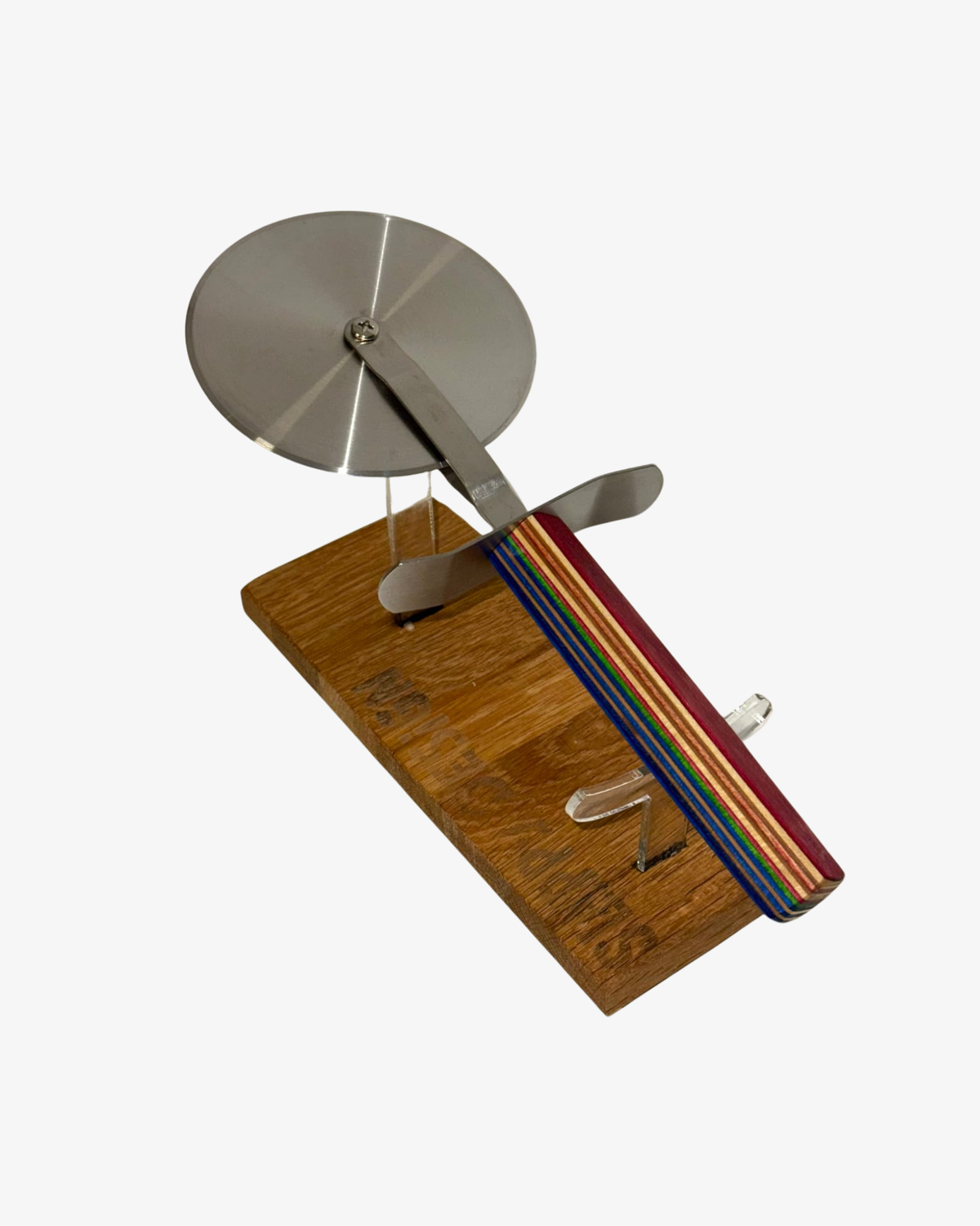 Pizzaskärare - återvunnen skateboard