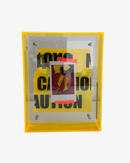 Caution Gucci Väggkonst