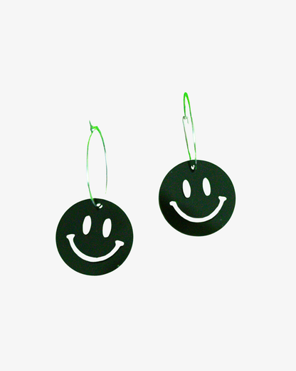 Svart Smiley Ringörhängen