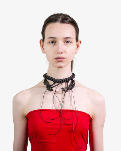 Broken chain choker