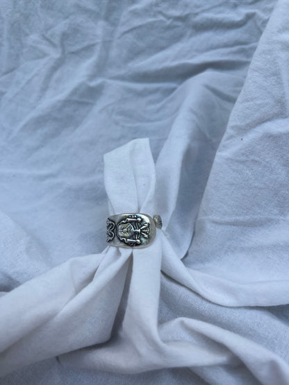 Shield Silver ring