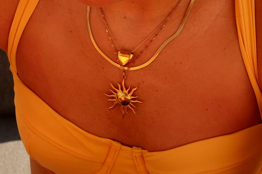 SHINE - Guld Solhalsband