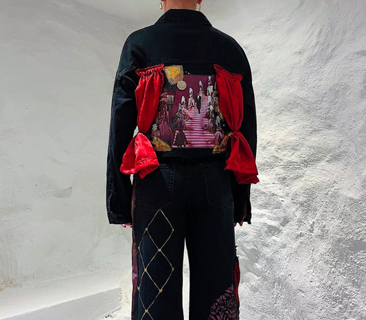 The Show Must Go On Jacka Svart