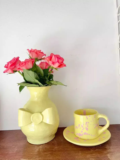 Bow vase - yellow