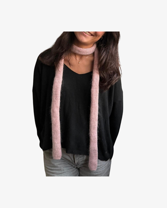 Stickad Rosa Scarf- Mix av ull och mohair
