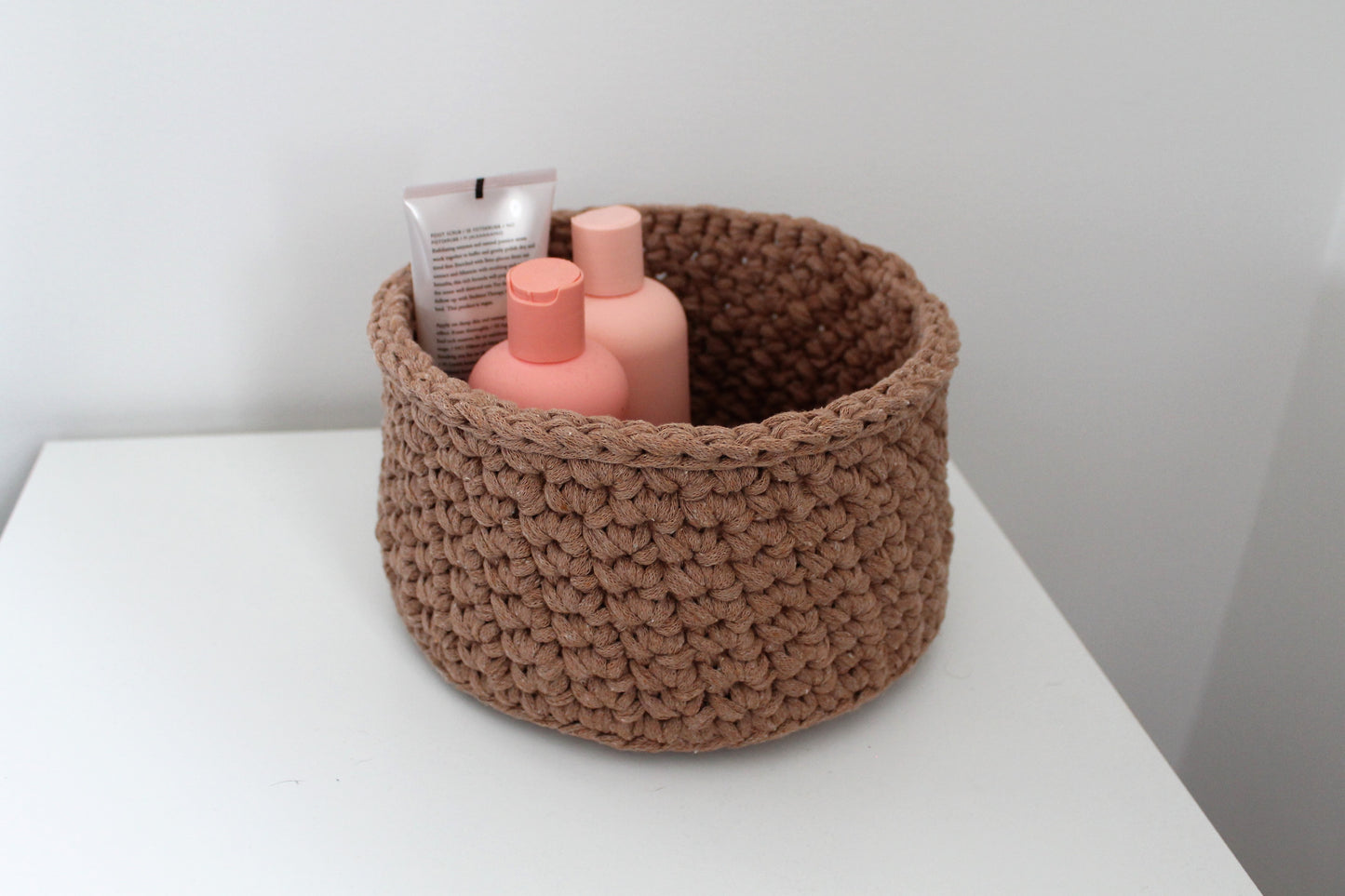 Cinnamon medium basket