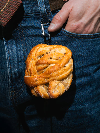 Kardemumma Carabiner Print