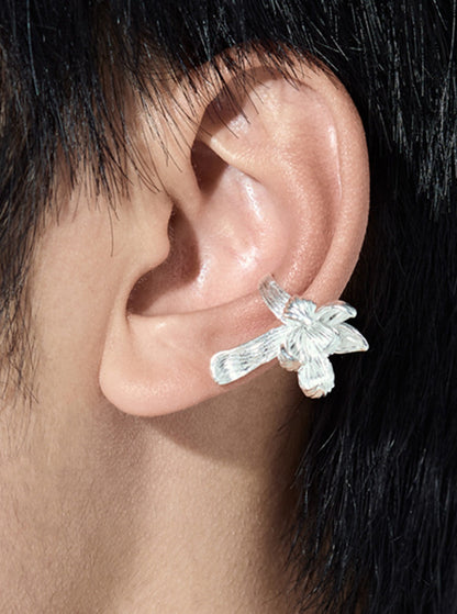 Nature's Blanc Vit Magnolia Bloom Singel Earcuff