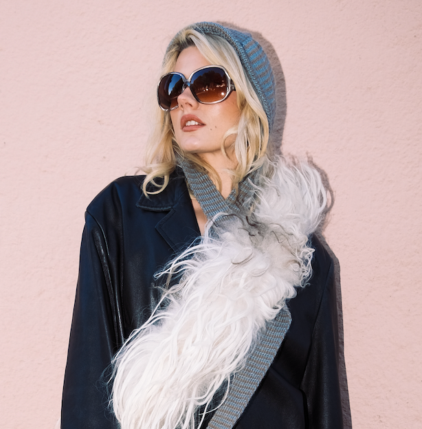 Scarf med huva