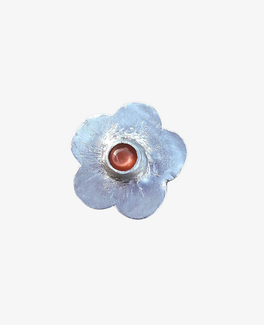 Eye of the flower - brosch, återvunnet aluminium
