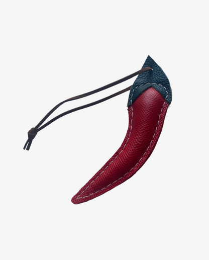 Nyckelring, väskberlock chilli i italienskt läder
