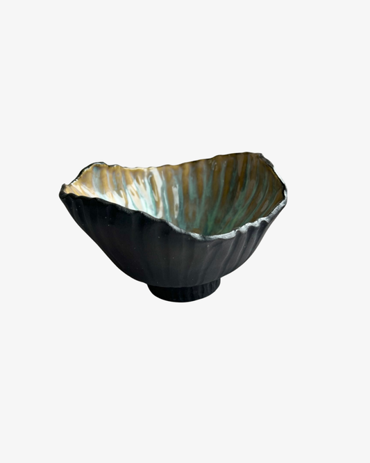 Unik Skål " Seashell " med glasyr i turkos/ockra