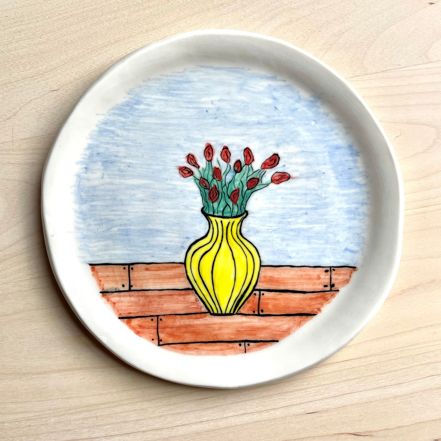 Yellow vase Plate