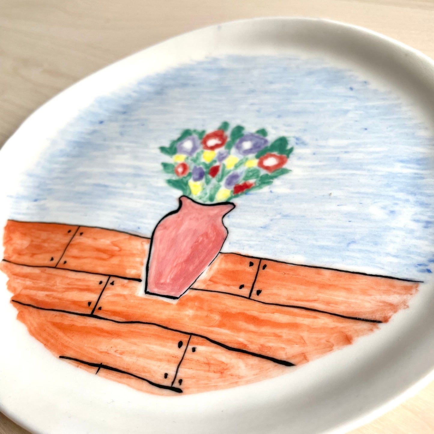 Red vase Plate