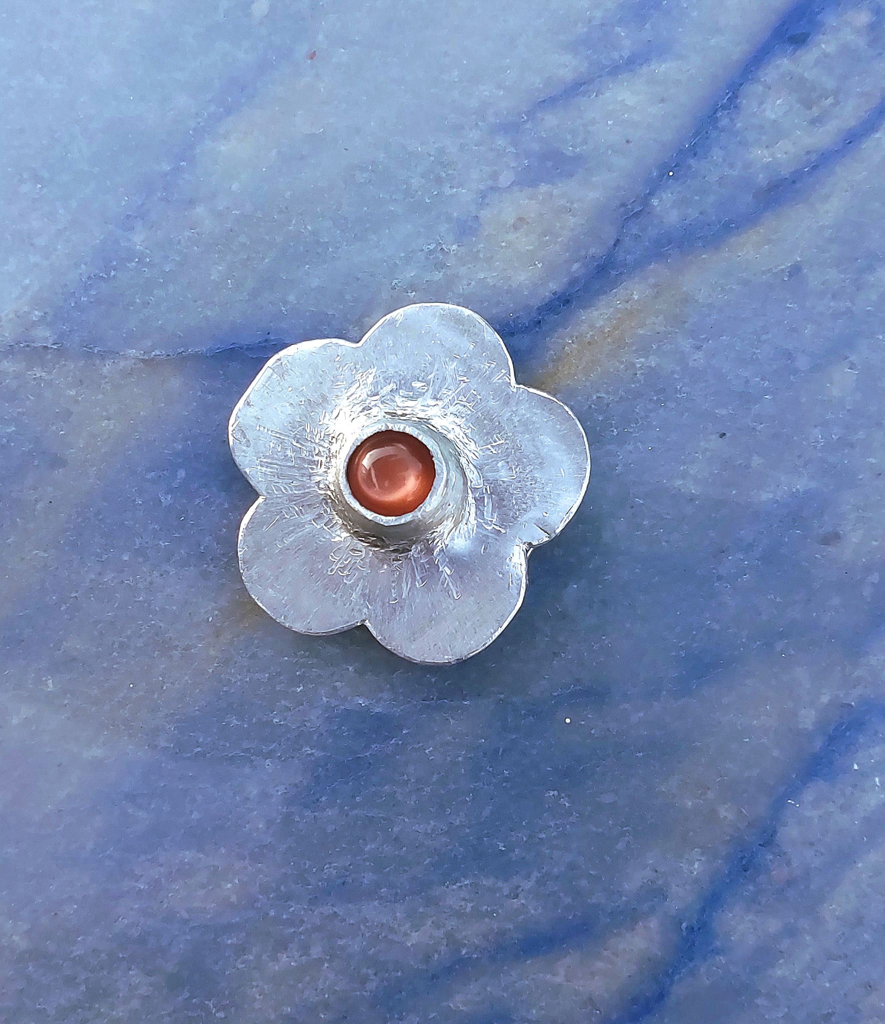 Image at position 1