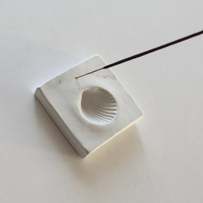Image at position 1