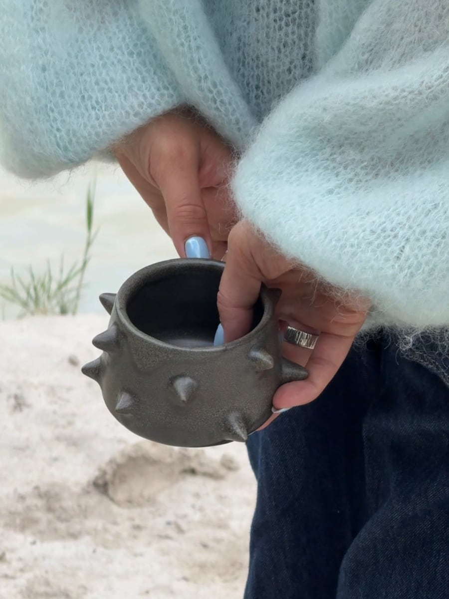 Image at position 1