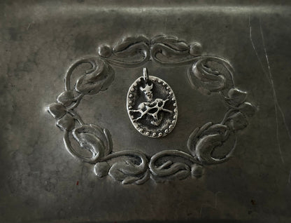 Image at position 1