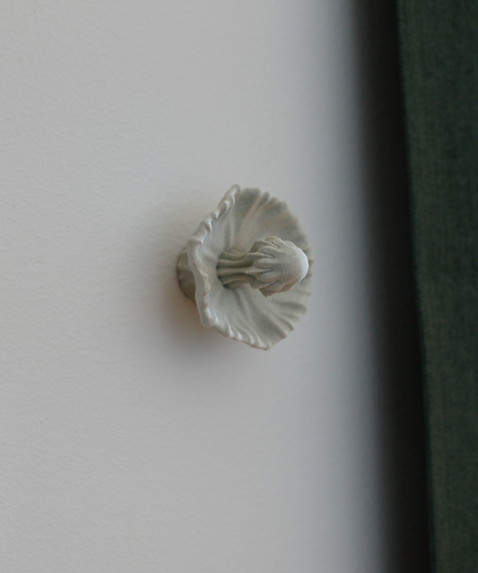 Image at position 1