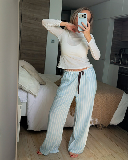 Image at position 1