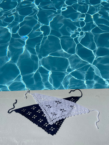 Image at position 1