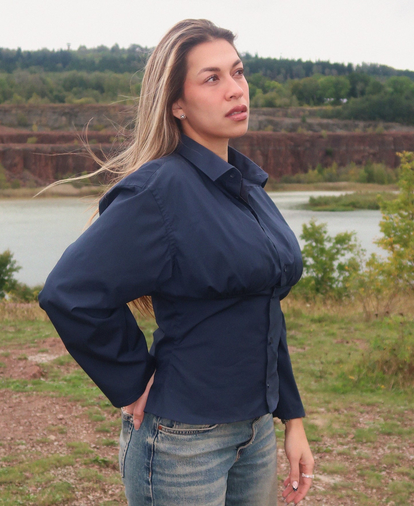 Image at position 1