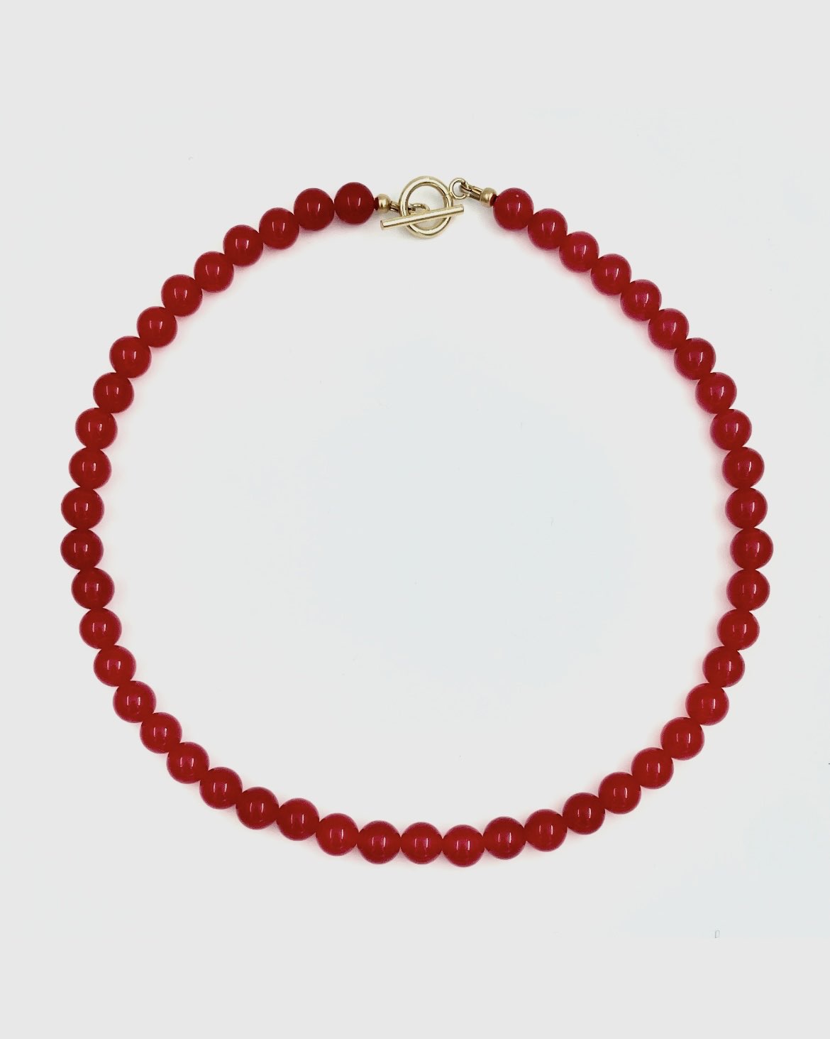 Röd pärlhalsband – Cay Collective