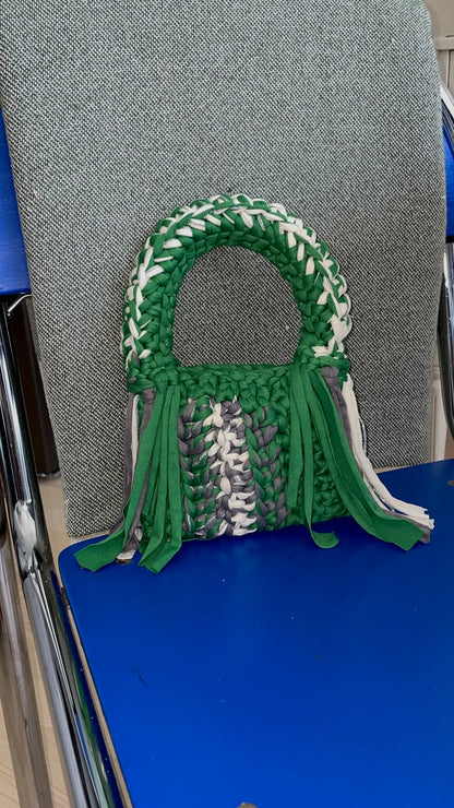 Image at position 1